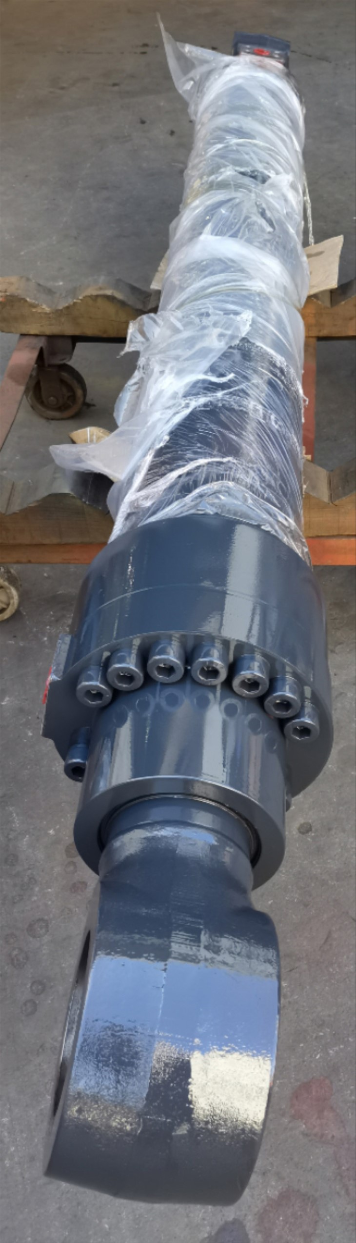 DX800 Arm Cylinder Assy