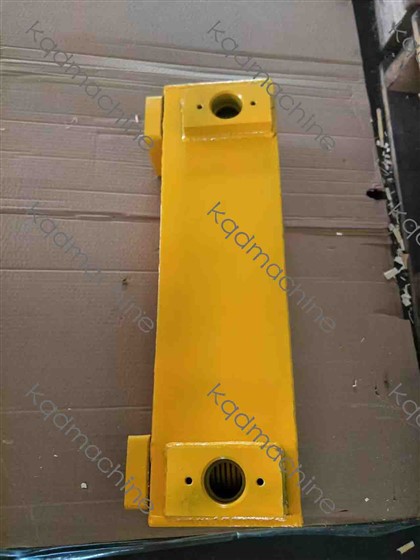 4061161 SD22 OIL COOLER